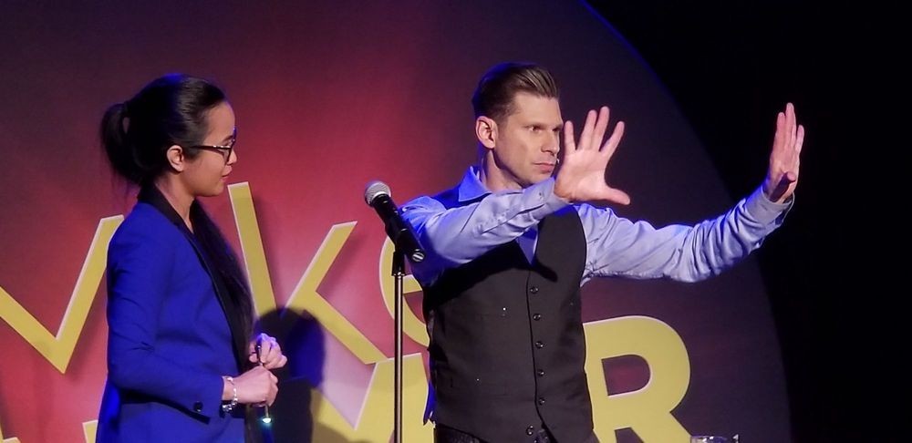 Mike Hammer - Comedy Magic Show