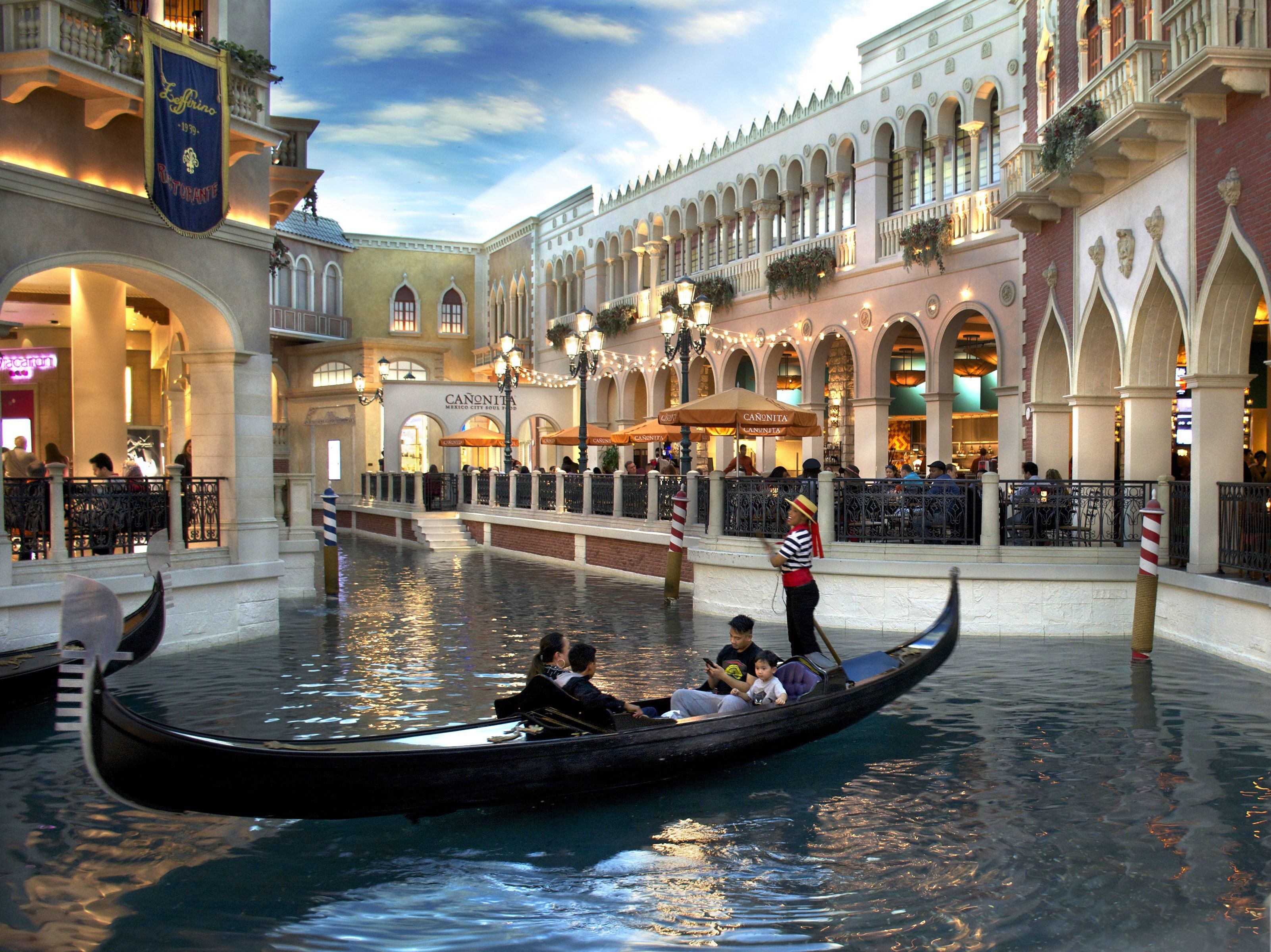 Venetian Hotel and Gondola Rides