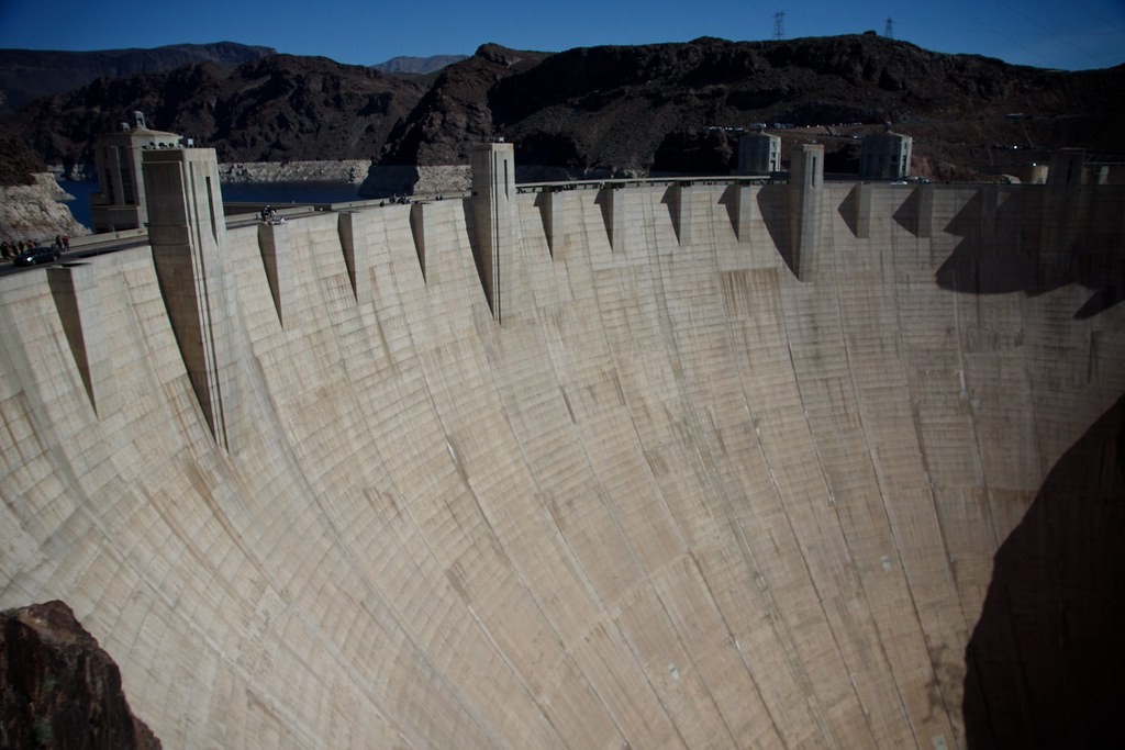 From Las Vegas to Hoover Dam via Bus