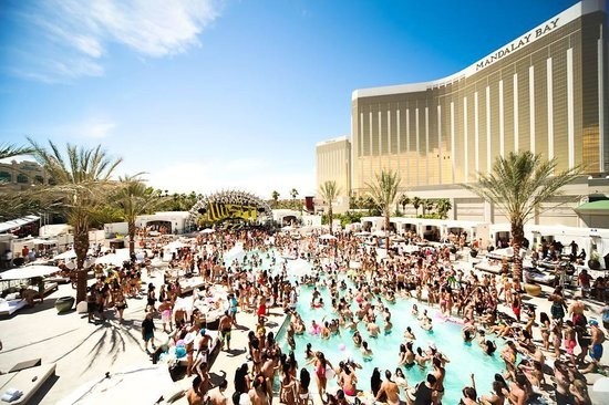 Daylight Beach Club (Mandalay Bay)