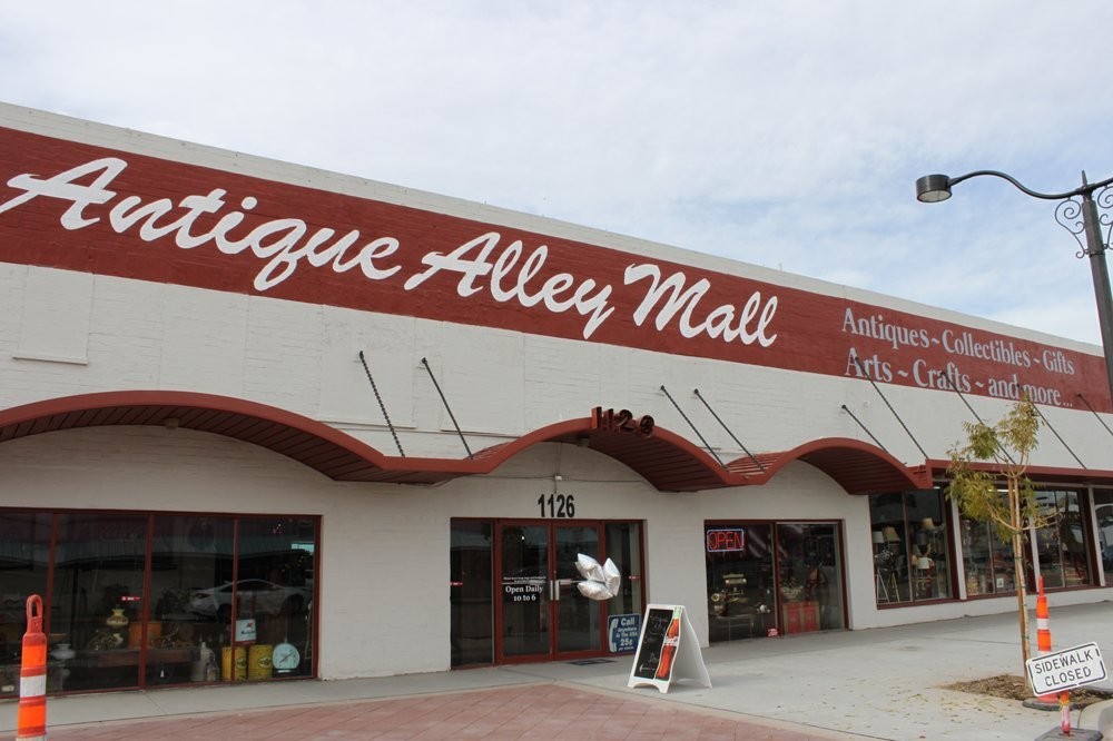 Antique Alley Mall