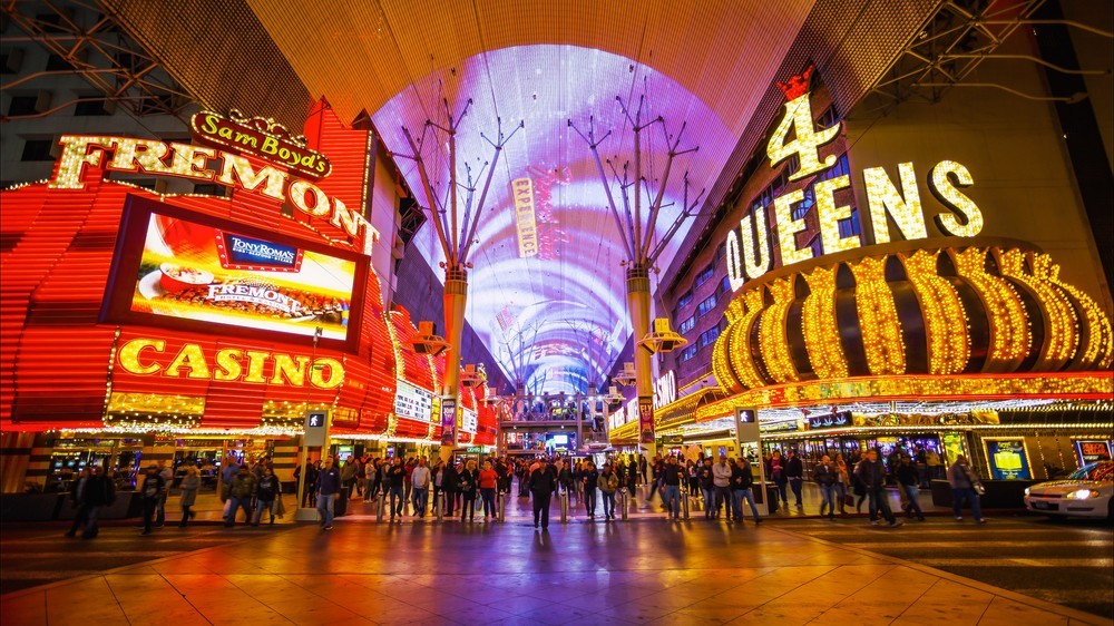 Listen to a free concert on Fremont Street