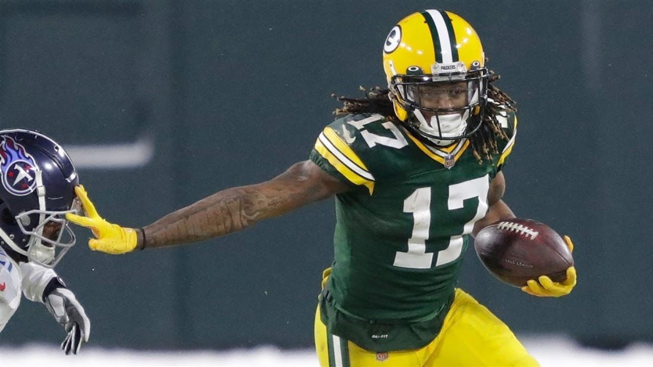 #1 Davante Adams gets traded to The Las Vegas Raiders for a pair of draft picks.