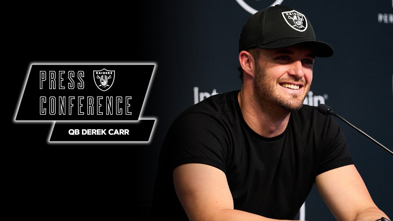 #1 Derek Carr signs extension with Las Vegas worth 121.5 million