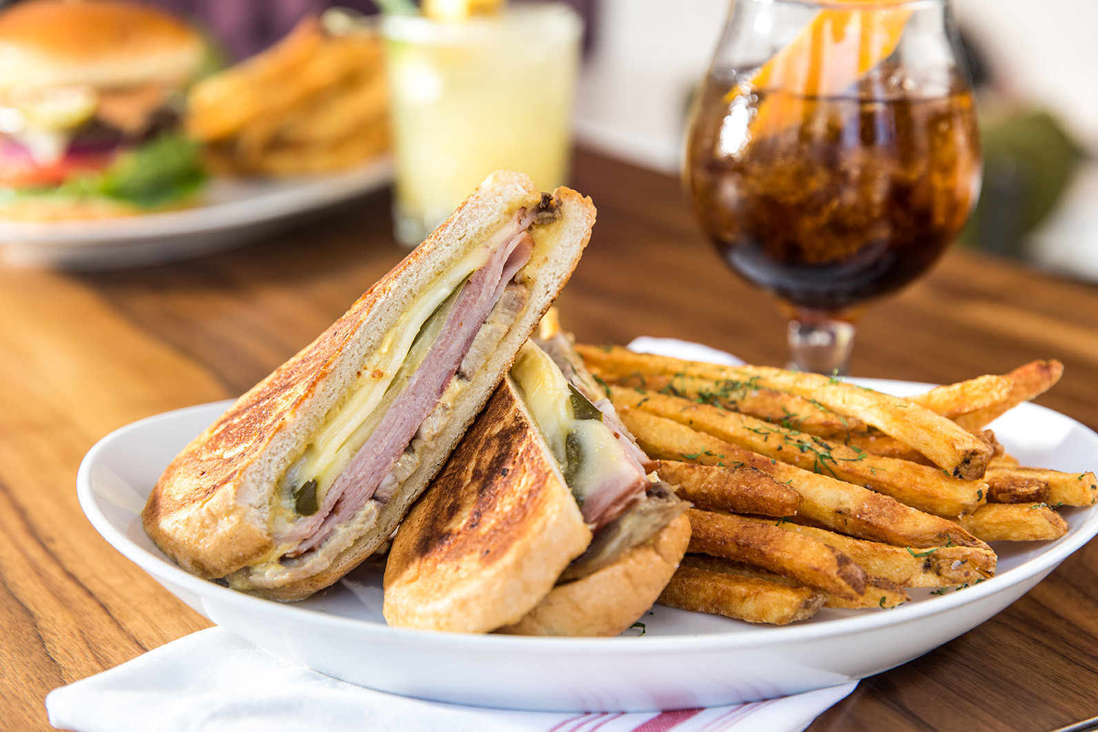 The Smashed Pig Gastropub