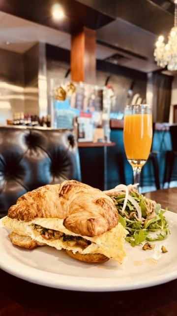 🥂 Weekend Brunch Gets Even Better