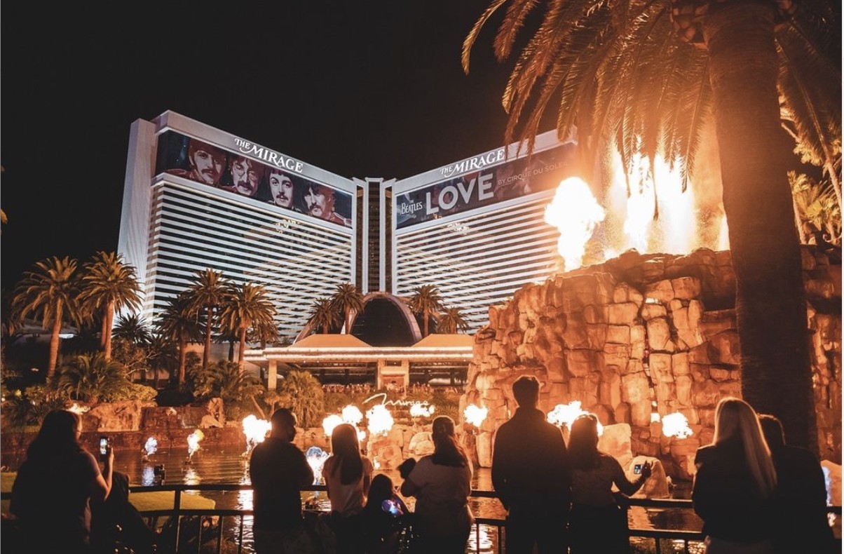 7 Free Shows & Attractions on The Strip