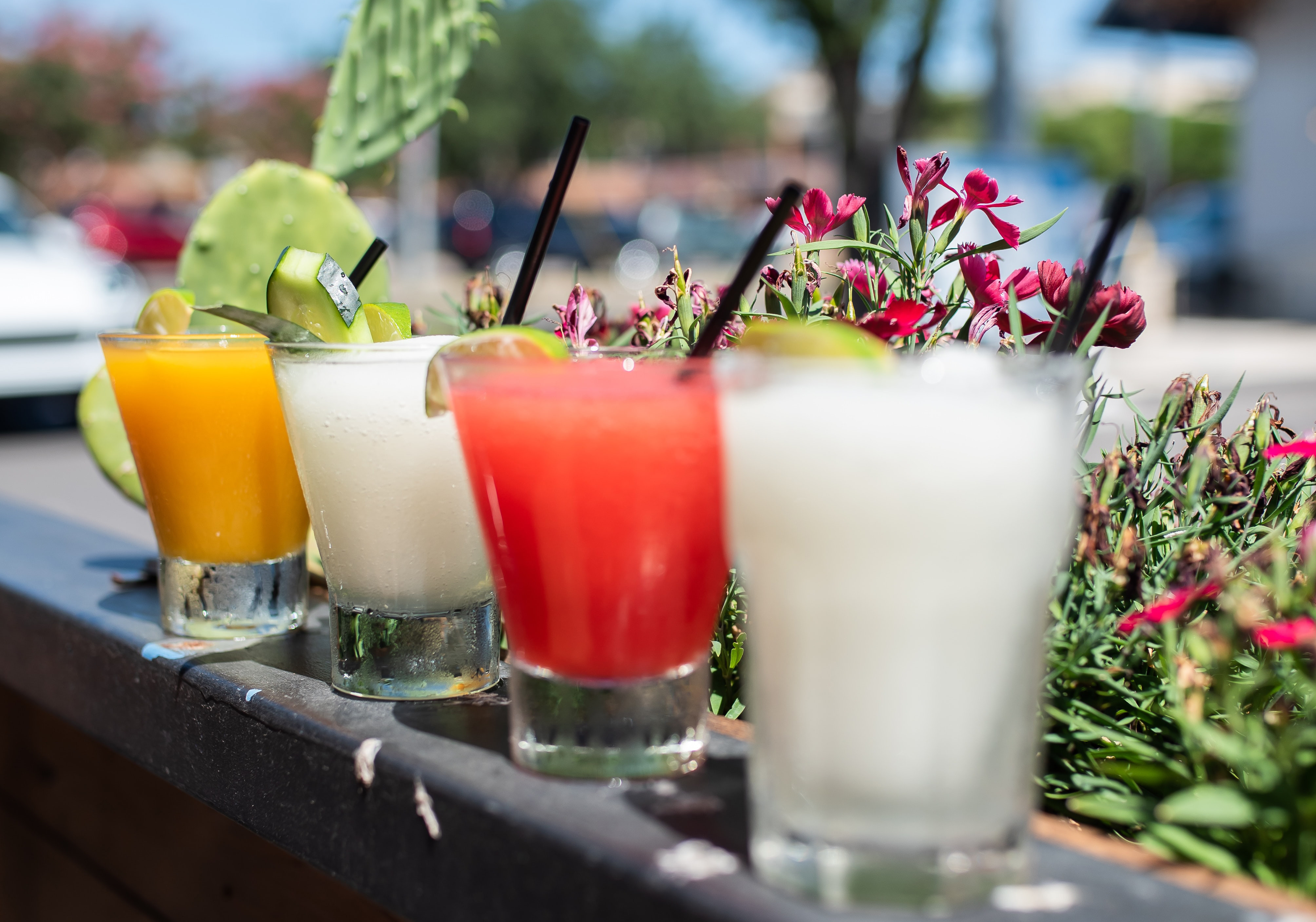 Drink Up! It's Time for Bottomless Mimosas